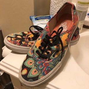 Peacock Vans
